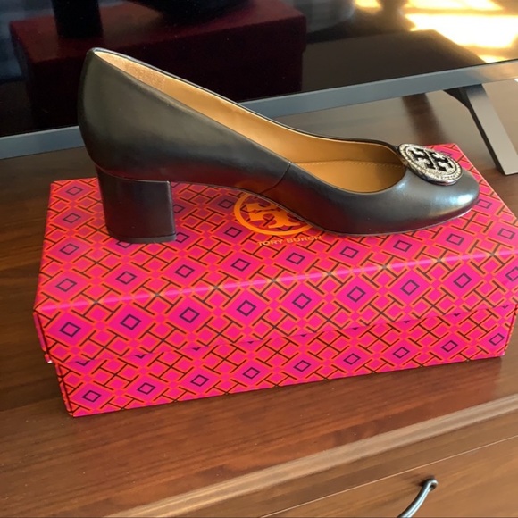 Original Tory Burch, very comfortable. Just want to replace. - Picture 2 of 7